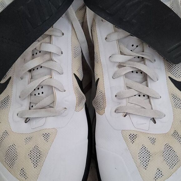 - Nike hyperfuse max air size 15 - Picture 7 of 10